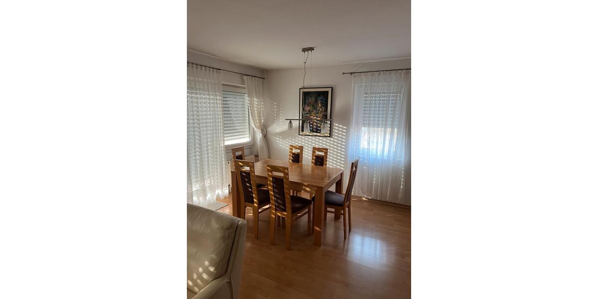 Etagenwohnung Ludwigsburg - 3.5 Zimmer, 87 m&sup2;, 399.000&euro; | Angebot:26012989