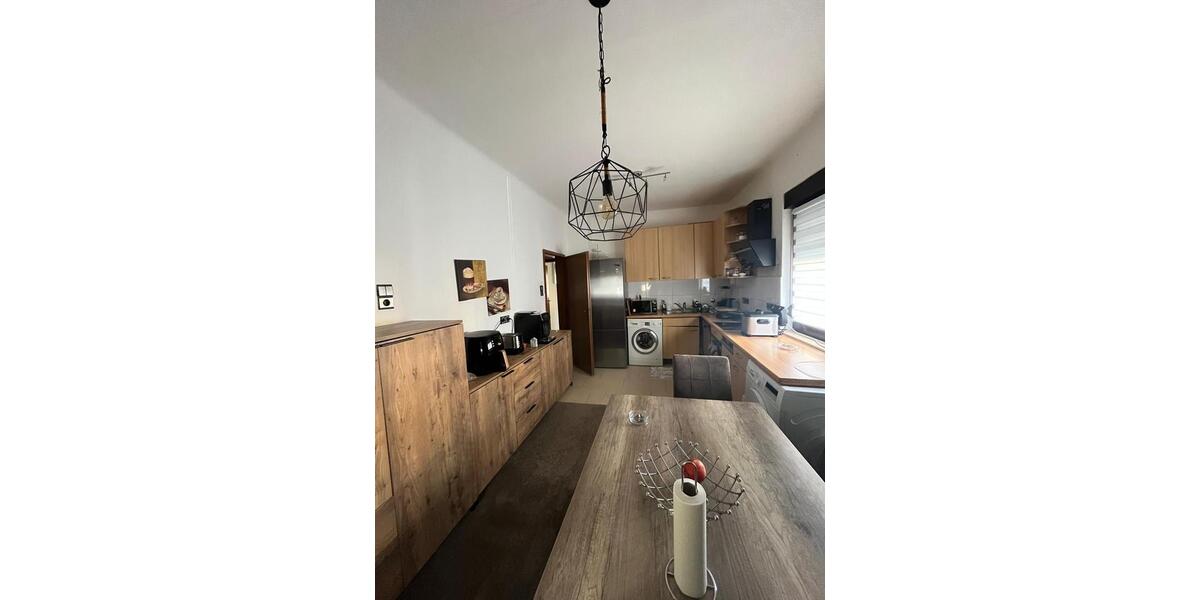 Erdgeschoßwohnung Stuttgart Bad Cannstatt - 3 Zimmer, 80 m&sup2;, 1.500&euro; | Angebot:25262534