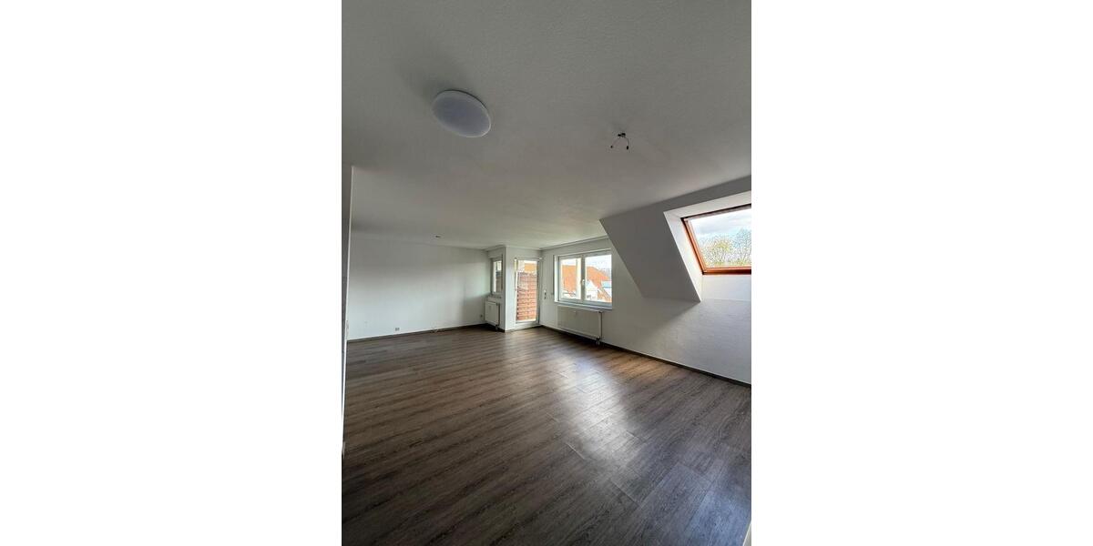 Maisonettenwohnung Ebersbach an der Fils - 3.5 Zimmer, 82 m&sup2;, 900&euro; | Angebot:25990812