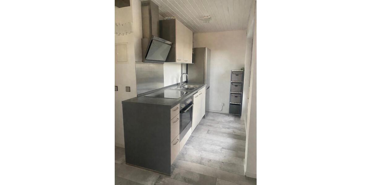 Maisonettenwohnung Stuttgart Zuffenhausen - 3 Zimmer, 60 m&sup2;, 1.000&euro; | Angebot:25936819