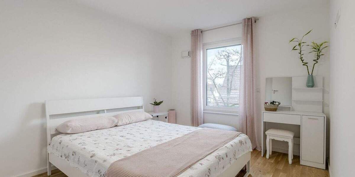 Etagenwohnung Stuttgart / Zuffenhausen Zuffenhausen - 3 Zimmer, 95 m&sup2;, 589.000&euro; | Angebot:25704153