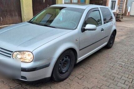 VW Golf 287.500 km 1.250 &euro; Ohmden 73275