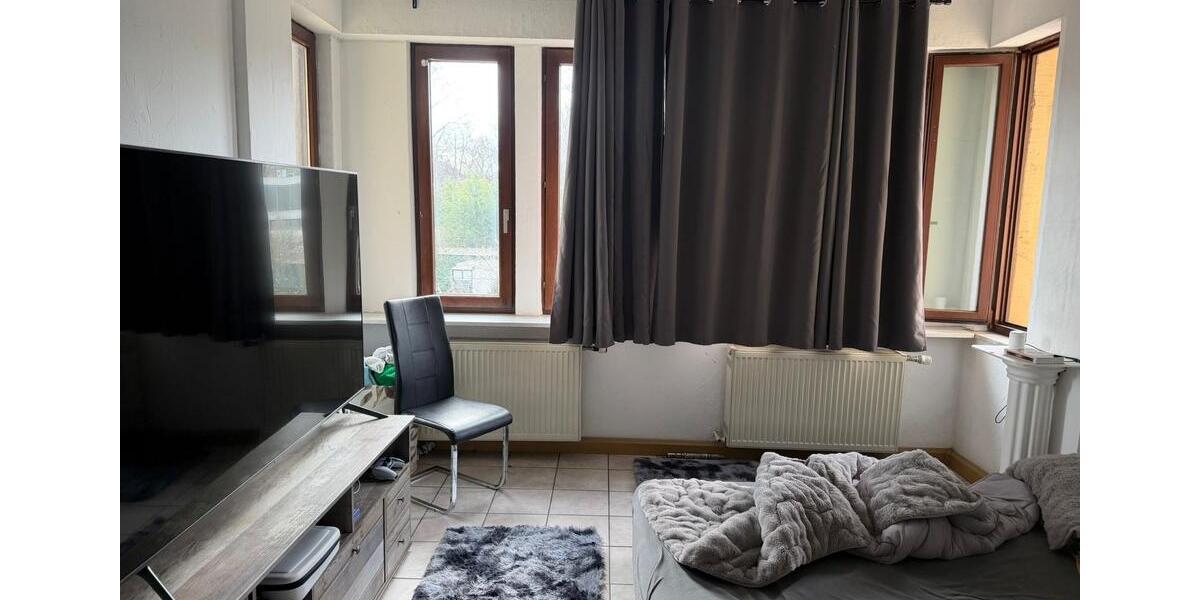 Etagenwohnung Stuttgart Bad Cannstatt - 3 Zimmer, 90 m&sup2;, 1.400&euro; | Angebot:25612094