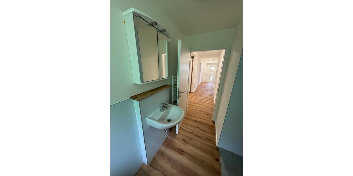 Erdgeschoßwohnung Nürtingen - 3 Zimmer, 64 m&sup2;, 1.095&euro; | Angebot:25302876