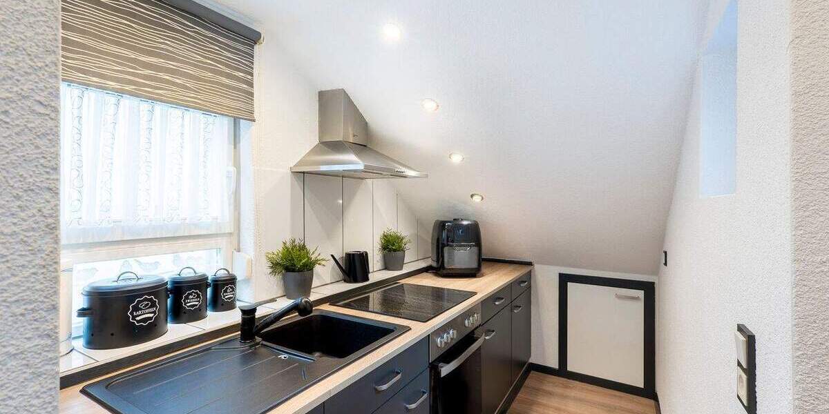 Mehrfamilienhaus, Wohnhaus Marbach am Neckar Marbach - 9 Zimmer, 221 m&sup2;, 598.000&euro; | Angebot:25697954