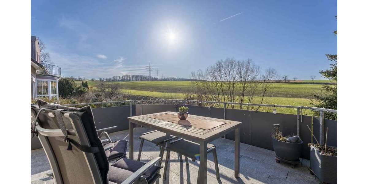 Einfamilienhaus Ebersbach - 7 Zimmer, 205 m&sup2;, 595.000&euro; | Angebot:25397283