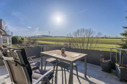 Haus Ebersbach - 7 Zimmer, 205 m&sup2;, 595.000&euro; | Angebot:25397283