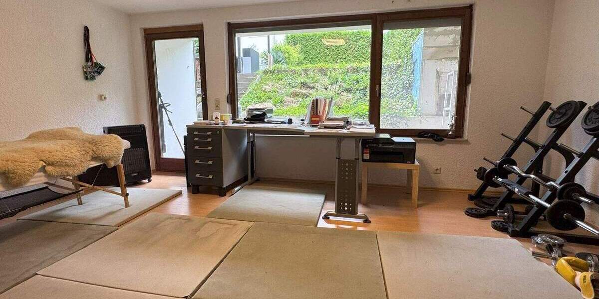 Reihenendhaus Albershausen - 7 Zimmer, 176 m&sup2;, 540.000&euro; | Angebot:25731908