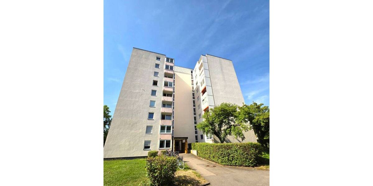 Wohnen direkt am Böblinger Park und Oberen See - 4-Zimmer-Wohnung und Aufzug – - Etagenwohnung Böblingen | Angebot:26940430