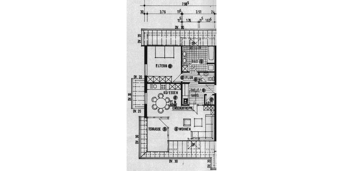 Dachgeschoßwohnung Weinstadt - 2.5 Zimmer, 65 m&sup2;, 660&euro; | Angebot:26676213