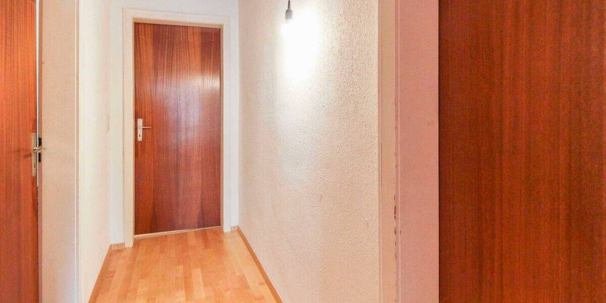 Einfamilienhaus Erligheim - 9 Zimmer, 375.000&euro; | Angebot:26016622