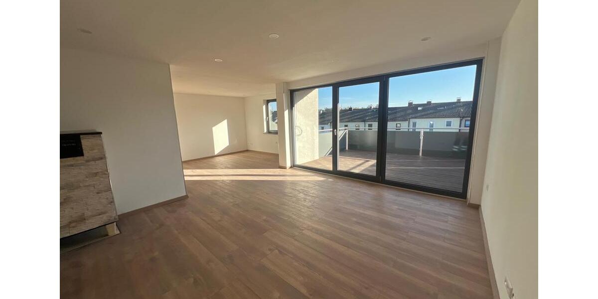 Maisonettenwohnung Sindelfingen - 3.5 Zimmer, 120 m&sup2;, 1.700&euro; | Angebot:26680568