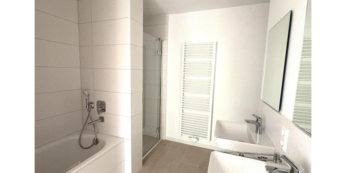 Etagenwohnung Leonberg - 4 Zimmer, 101 m&sup2;, 1.846&euro; | Angebot:23714102