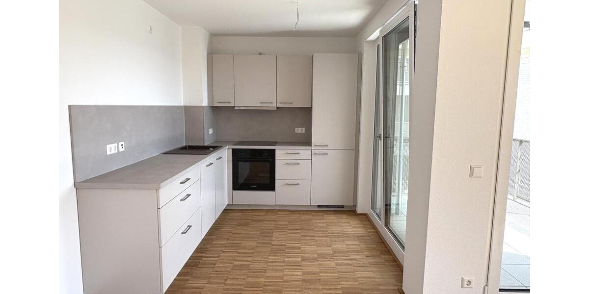 Erdgeschoßwohnung Leonberg - 3 Zimmer, 82 m&sup2;, 1.526&euro; | Angebot:23644756