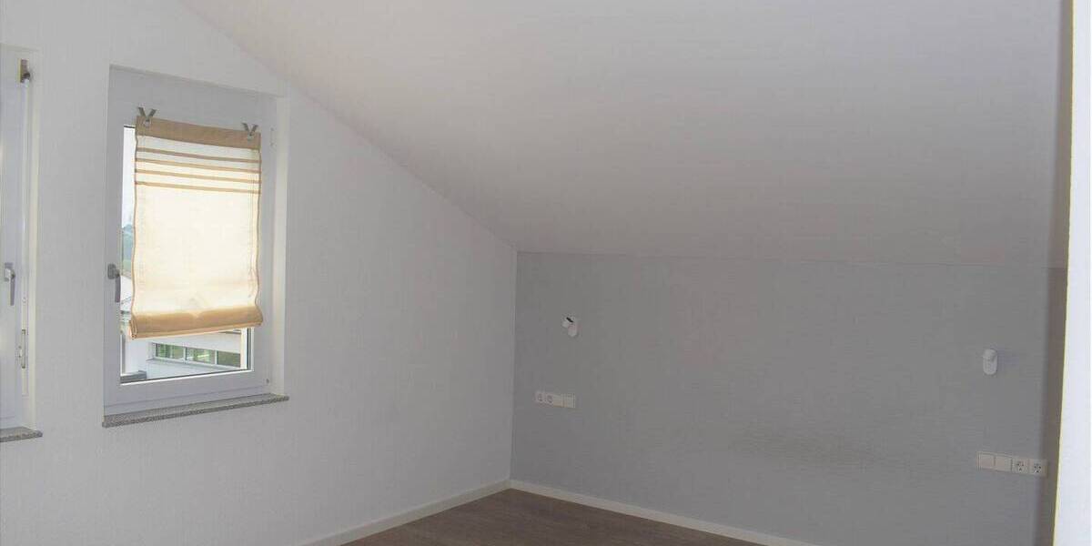 Mehrfamilienhaus, Wohnhaus Deizisau - 7 Zimmer, 207 m&sup2;, 979.000&euro; | Angebot:26058794