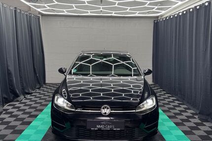 VW Golf 131.000 km 17.697 &euro; Bietigheim-Bissingen 74321