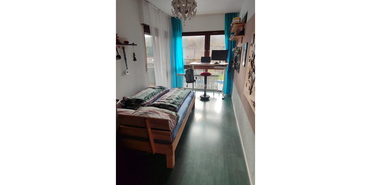 Hochparterre Remshalden - 6 Zimmer, 140 m&sup2;, 555.000&euro; | Angebot:24853875