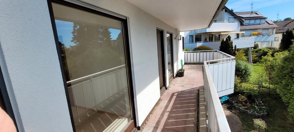 Etagenwohnung Esslingen am Neckar Brühl - 3.5 Zimmer, 86 m&sup2;, 1.200&euro; | Angebot:26654953