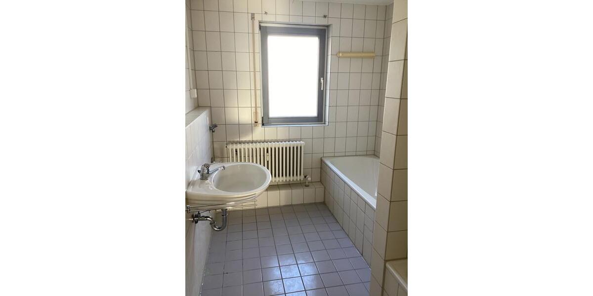 Etagenwohnung Stuttgart Sillenbuch - 2 Zimmer, 63 m&sup2;, 865&euro; | Angebot:26049867