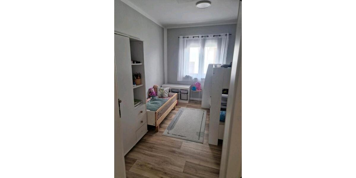 Etagenwohnung Schwieberdingen - 3 Zimmer, 81 m&sup2;, 266.000&euro; | Angebot:25649855