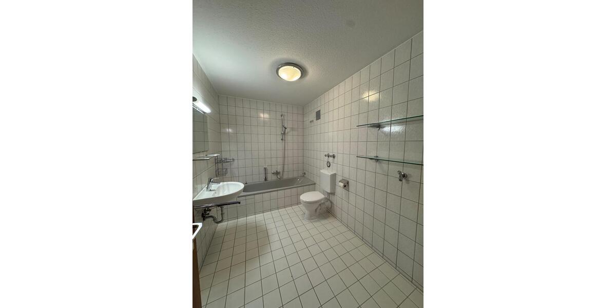 Erdgeschoßwohnung Stuttgart Neuwirtshaus - 1 Zimmer, 45 m&sup2;, 700&euro; | Angebot:27611677