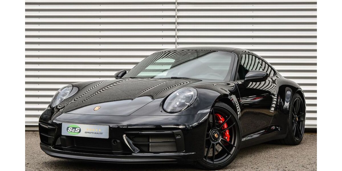 Porsche 992 3.421 km 145.900 &euro; Weinstadt 71384