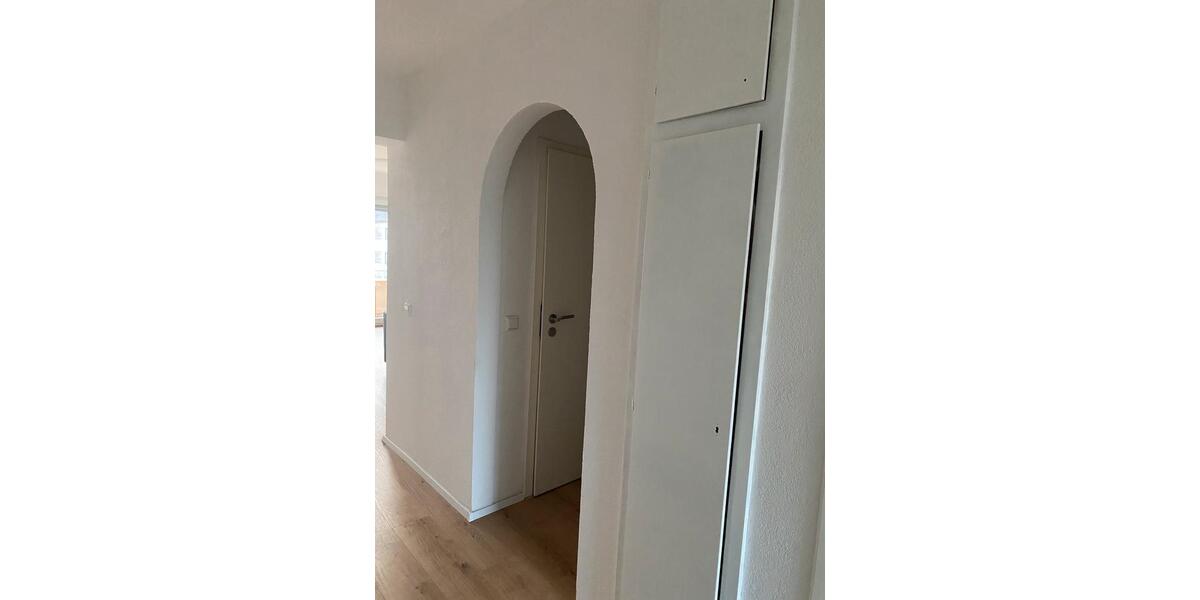 Etagenwohnung Kornwestheim - 2.5 Zimmer, 88 m&sup2;, 1.290&euro; | Angebot:25611452