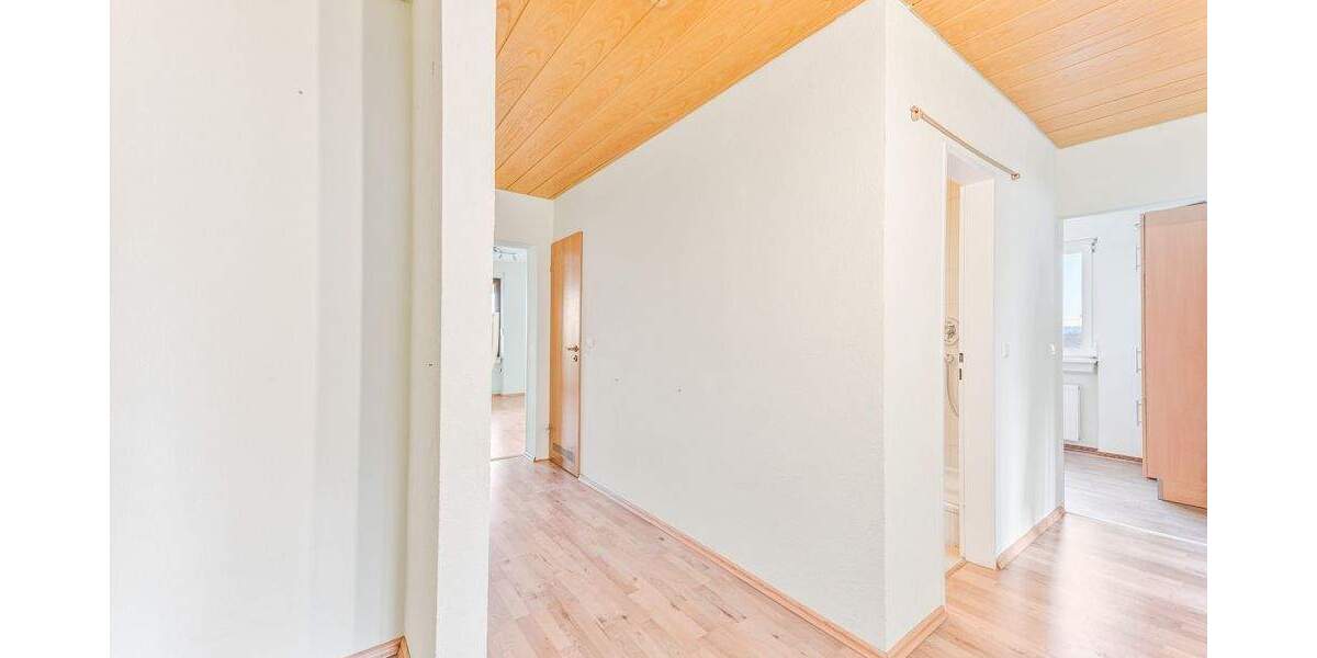 Etagenwohnung Göppingen / Ursenwang Ursenwang - 3 Zimmer, 83 m&sup2;, 199.000&euro; | Angebot:25662269