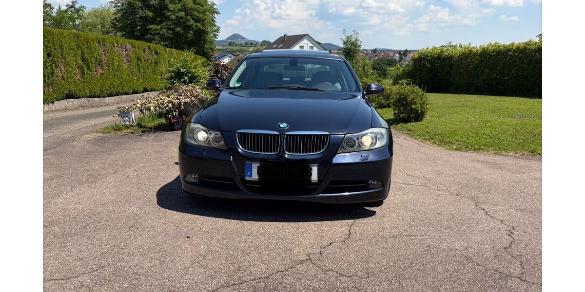 BMW 330 183.000 km 10.500 &euro; Rechberghausen 73098