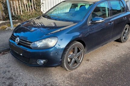 VW Golf 135.000 km 5.500 &euro; Stuttgart 70195