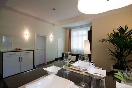 Zimmer Stuttgart Zuffenhausen - 2 Zimmer, 1.720&euro; | Angebot:24985944