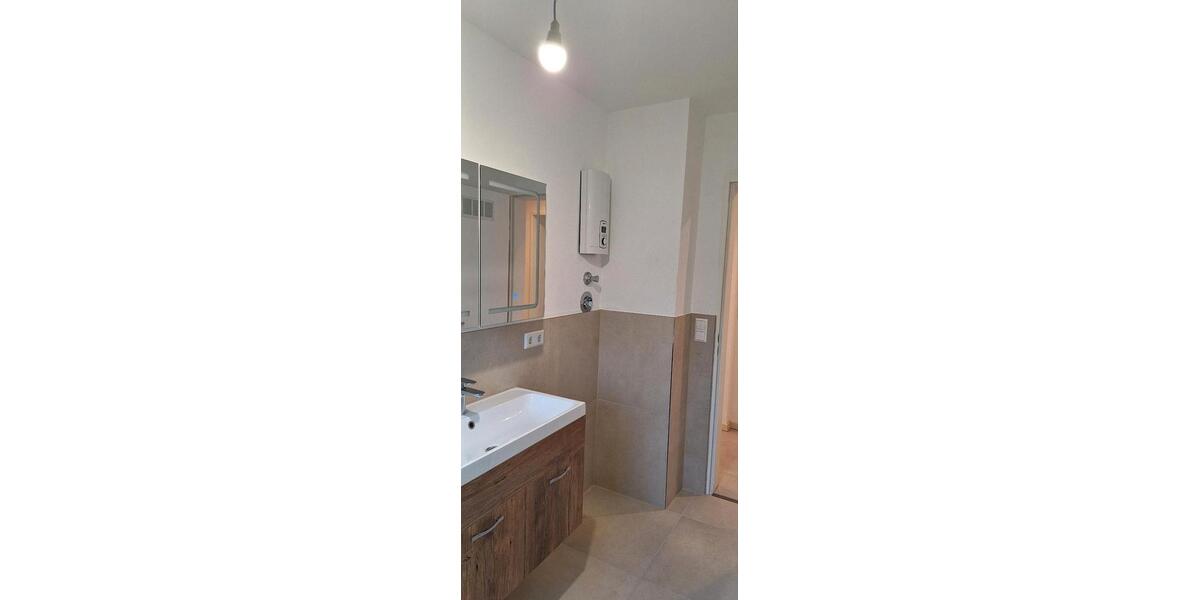 Erdgeschoßwohnung Waiblingen - 3.5 Zimmer, 84 m&sup2;, 1.200&euro; | Angebot:27570395