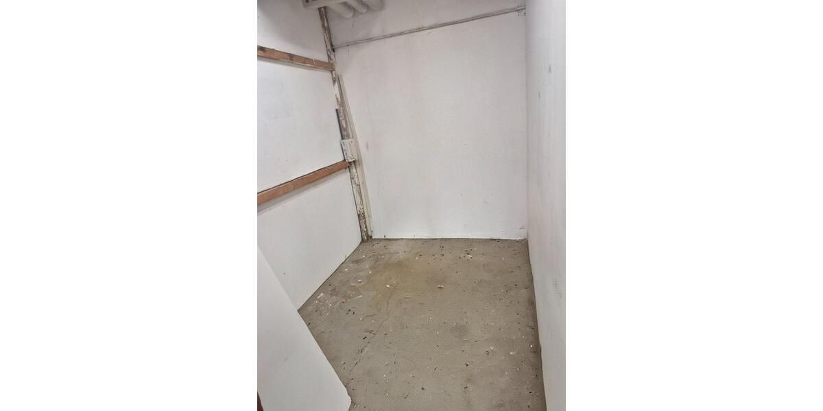 Etagenwohnung Leonberg - 1.5 Zimmer, 48 m&sup2;, 189.000&euro; | Angebot:25907056