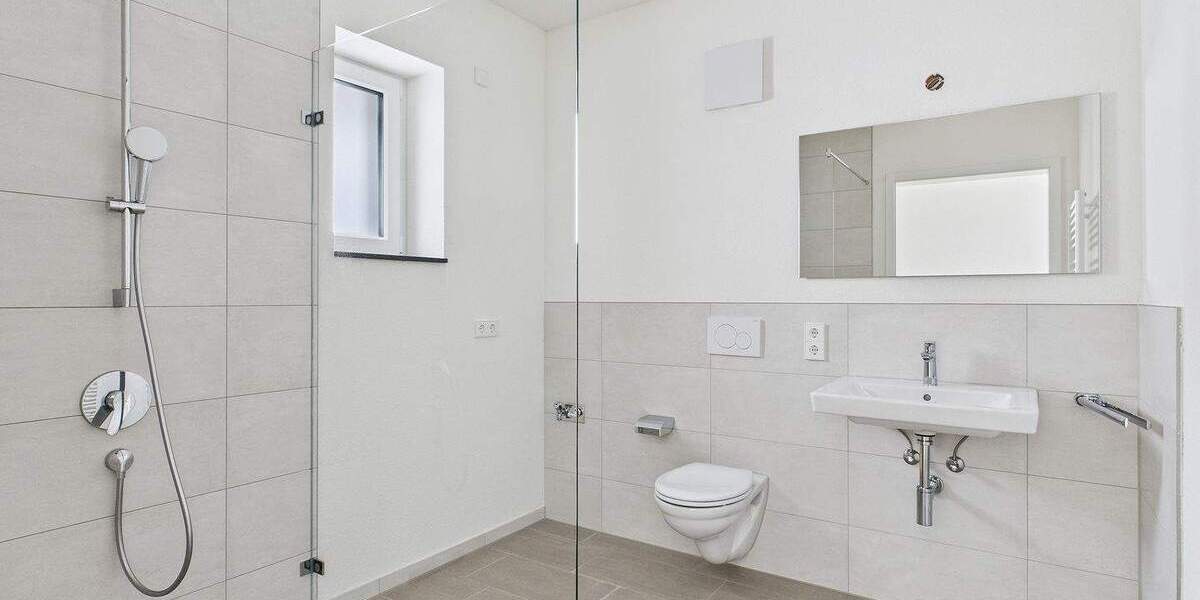 Etagenwohnung Sindelfingen Ost - 2 Zimmer, 64 m&sup2;, 1.230&euro; | Angebot:25667995