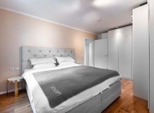 Hochparterre Stuttgart Stuttgart-Nord - 3 Zimmer, 74 m&sup2;, 1.450&euro; | Angebot:26041978