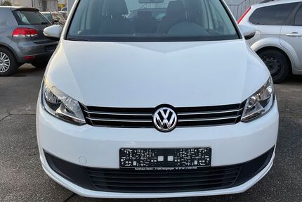 VW Touran 125.900 km 9.600 &euro; Möglingen 71696