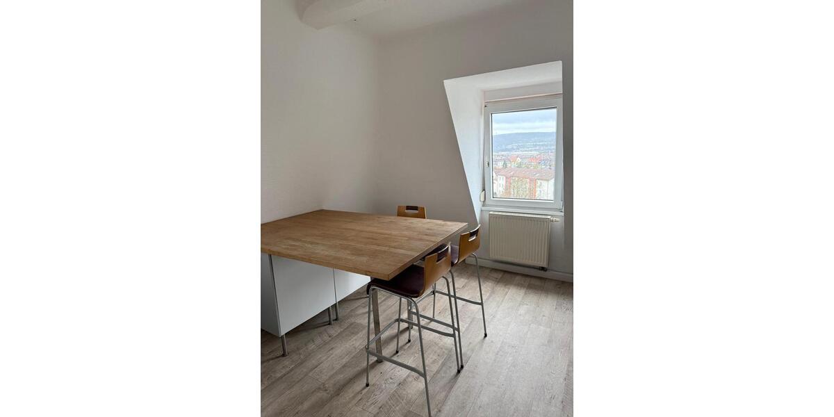 Dachgeschoßwohnung Stuttgart Bad Cannstatt - 3 Zimmer, 88 m&sup2;, 1.190&euro; | Angebot:25765759