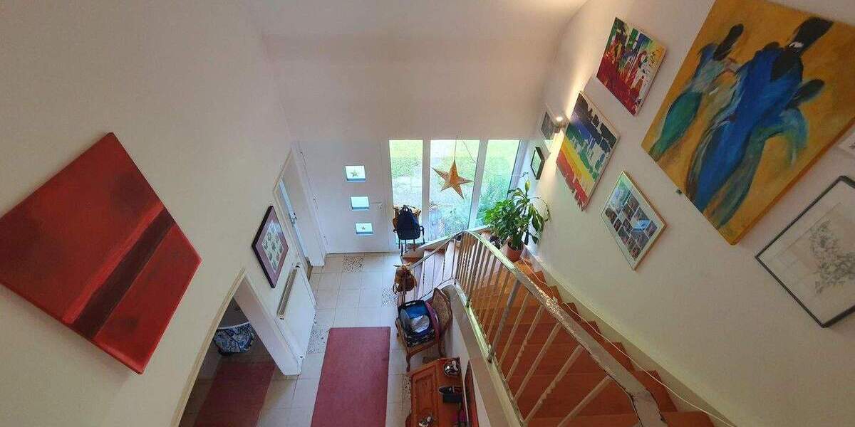 Einfamilienhaus Esslingen Oberesslingen - 7 Zimmer, 170 m&sup2;, 850.000&euro; | Angebot:25657409