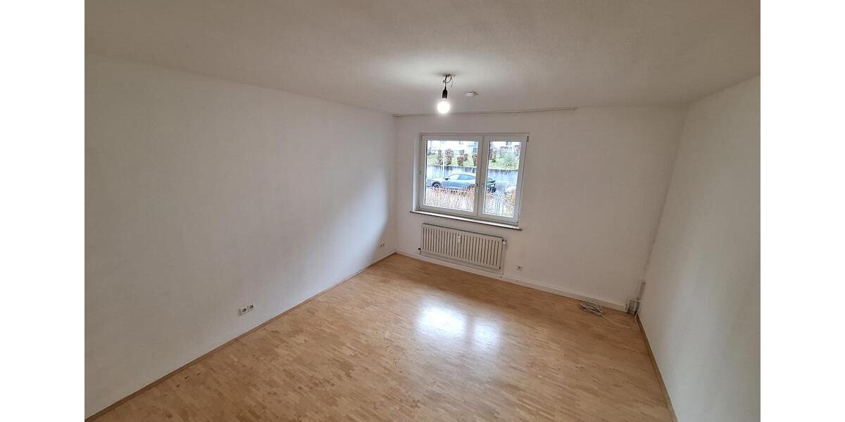 Etagenwohnung Stuttgart Vaihingen - 3 Zimmer, 75 m&sup2;, 1.100&euro; | Angebot:26042453