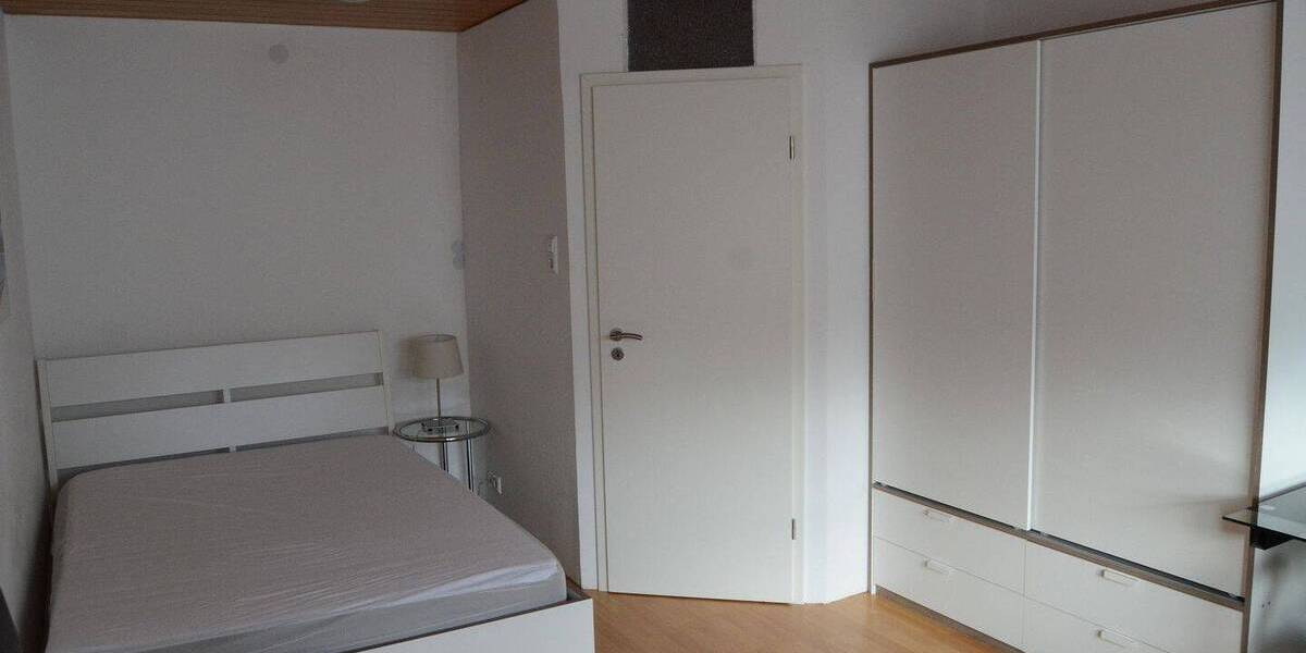 Etagenwohnung Stuttgart Zuffenhausen - 3 Zimmer, 62 m&sup2;, 270.000&euro; | Angebot:26699023