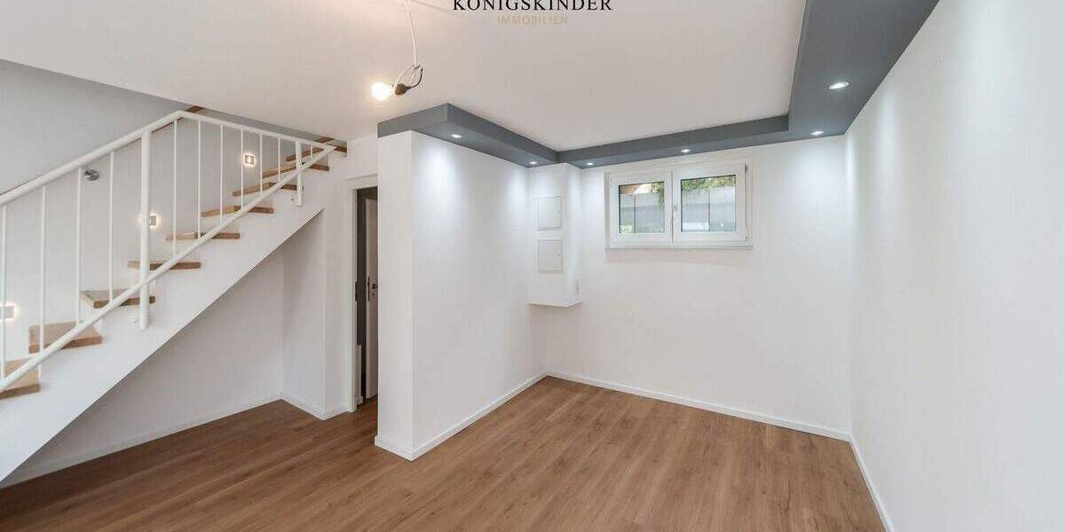 Doppelhaushälfte Stuttgart-Zazenhausen Zuffenhausen - 8 Zimmer, 154 m&sup2;, 849.000&euro; | Angebot:25671700
