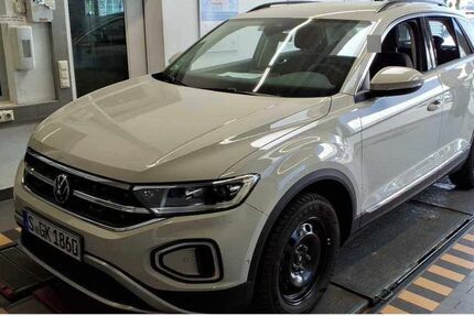 VW T-Roc 36.505 km 24.630 &euro; Stuttgart 70563