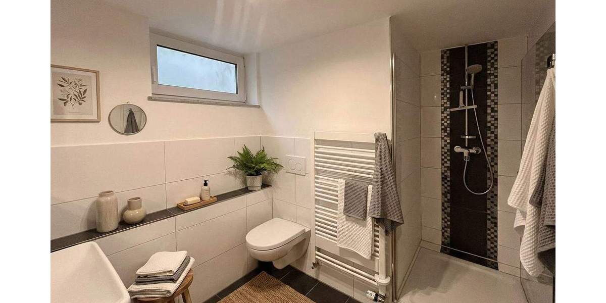 Doppelhaushälfte Weissach - 6 Zimmer, 160 m&sup2;, 595.000&euro; | Angebot:25771593