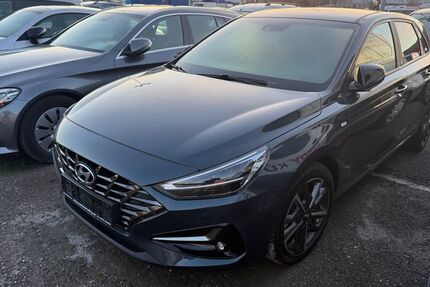 Hyundai i30 60.800 km 17.799 &euro; Sindelfingen 71065