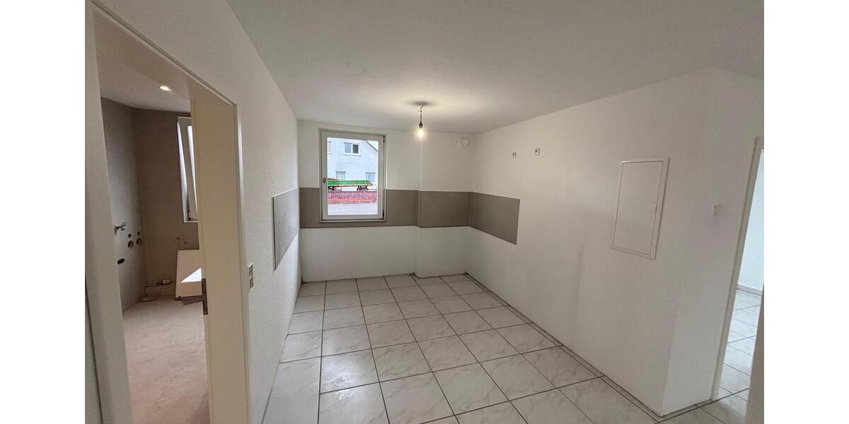 Erdgeschoßwohnung Vaihingen an der Enz - 3.5 Zimmer, 78 m&sup2;, 1.095&euro; | Angebot:27609942