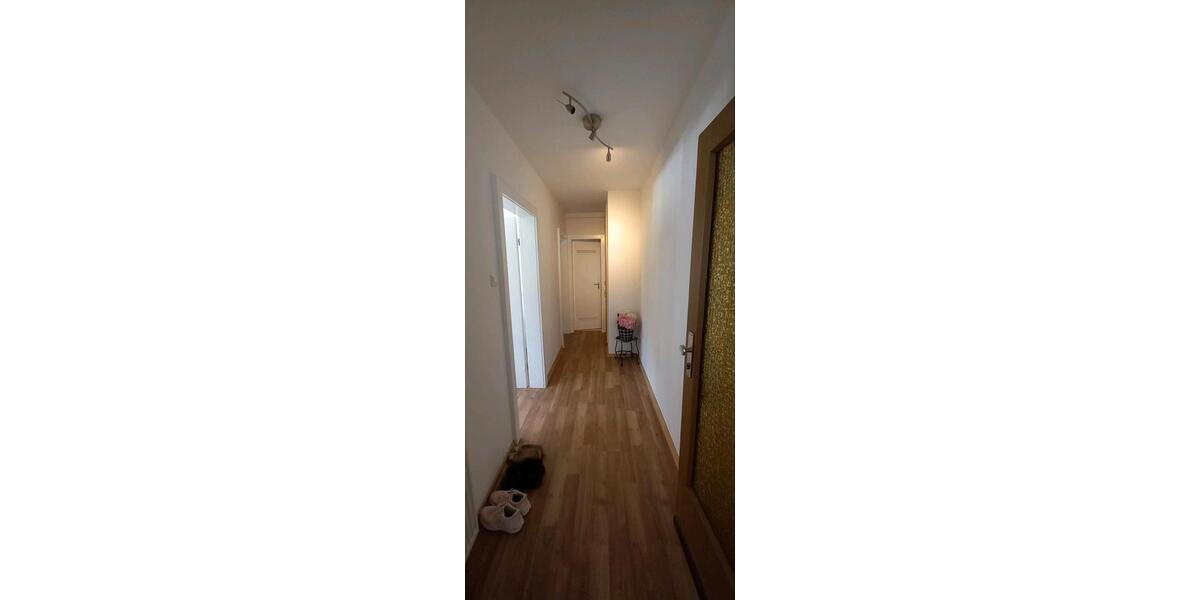 Dachgeschoßwohnung Stuttgart Feuerbach - 1 Zimmer, 38 m&sup2;, 900&euro; | Angebot:26592017