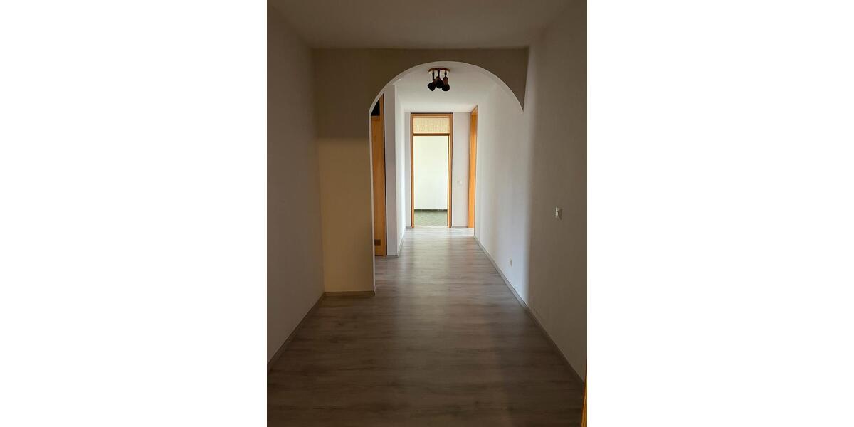 Etagenwohnung Kirchheim unter Teck - 3 Zimmer, 83 m&sup2;, 1.000&euro; | Angebot:24459732