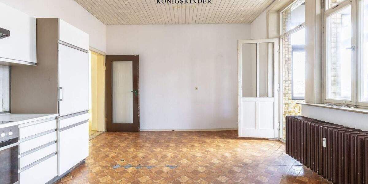 Etagenwohnung Stuttgart Mitte - 4 Zimmer, 129 m&sup2;, 560.000&euro; | Angebot:25732764