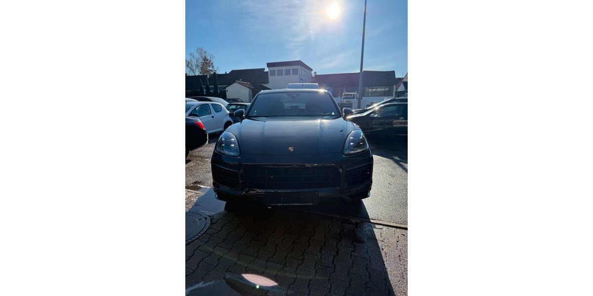 Porsche Cayenne 31.000 km 86.000 &euro; Asperg 71679
