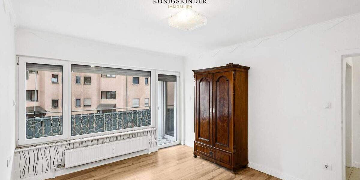 Etagenwohnung Leonberg - 4 Zimmer, 80 m&sup2;, 330.000&euro; | Angebot:25669346